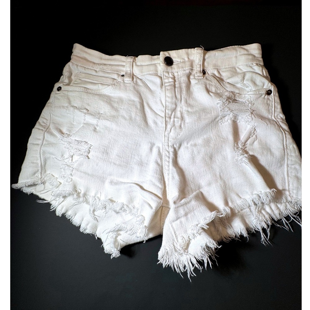 JBD Just Black Denim White Distressed Frayed Hem Jean Shorts DH306-WHT Small